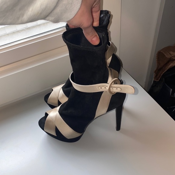 Prada booties vintage - Picture 9 of 10